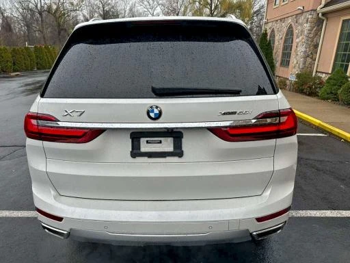 BMW X7 4.4L 8 All wheel drive - изображение 8