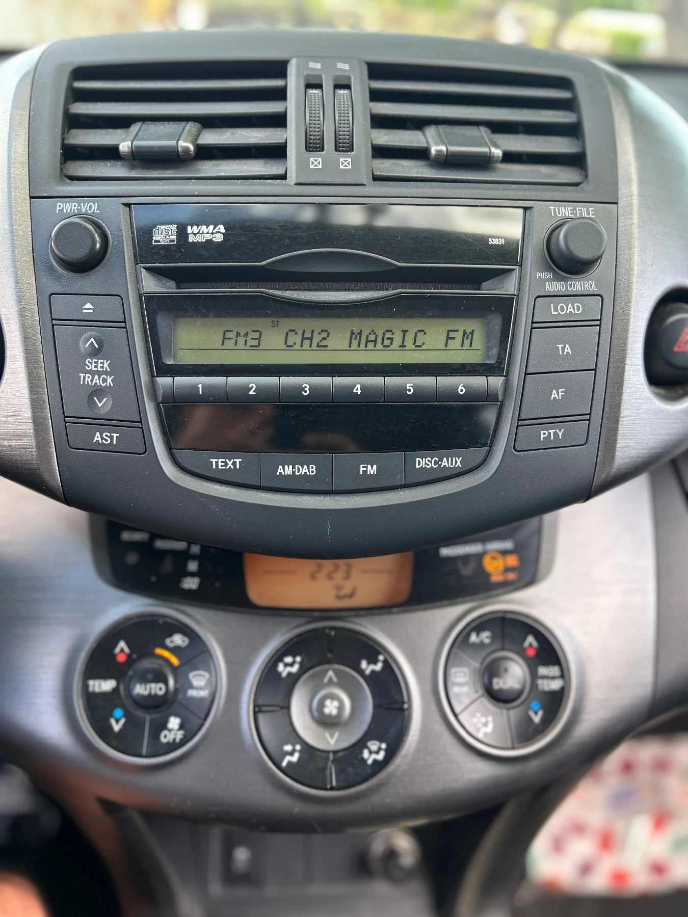 Toyota Rav4  - изображение 7