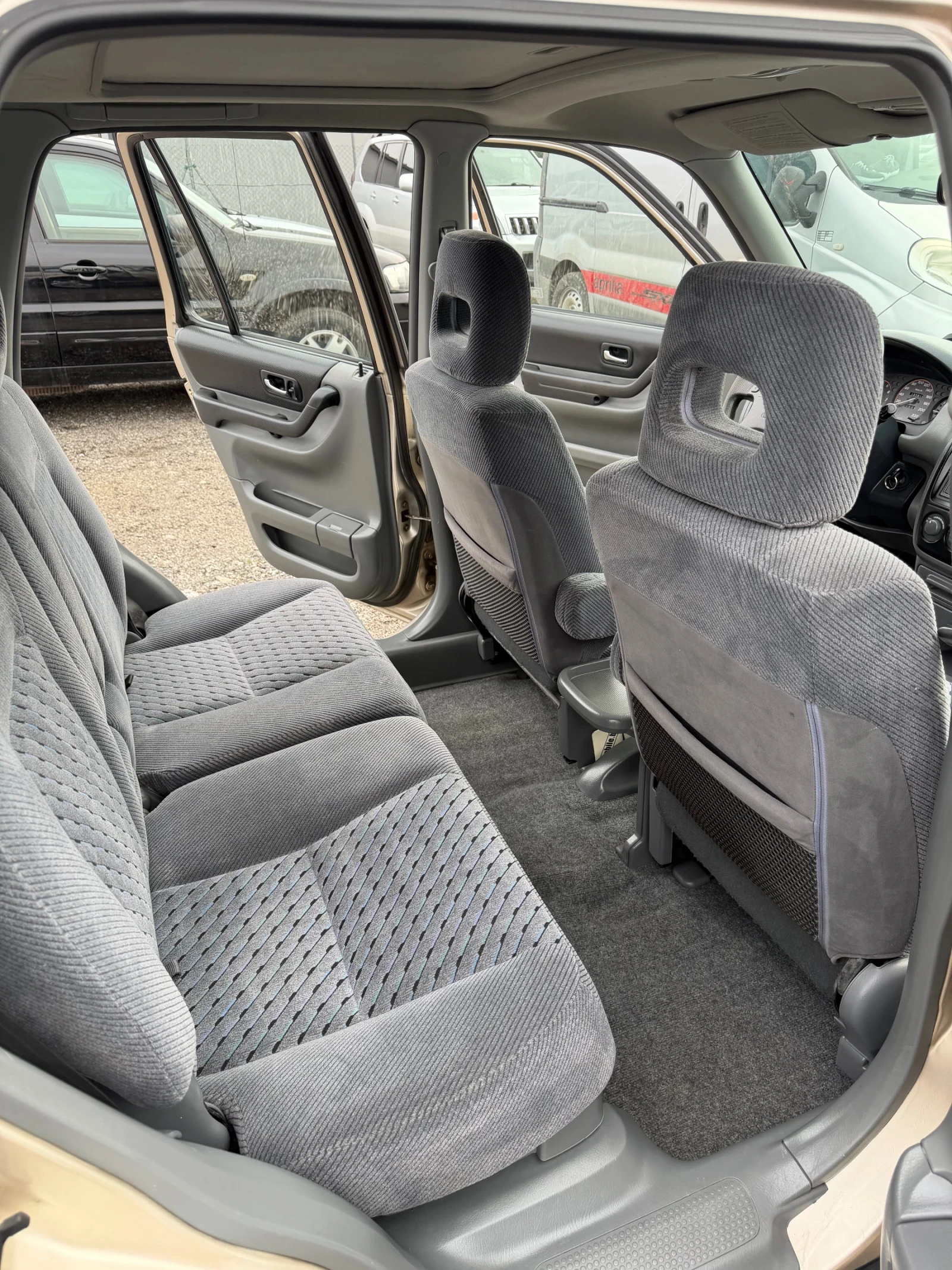 Honda Cr-v 2.0 147 ph ������ 137000 �� | Mobile.bg � ����������� 14