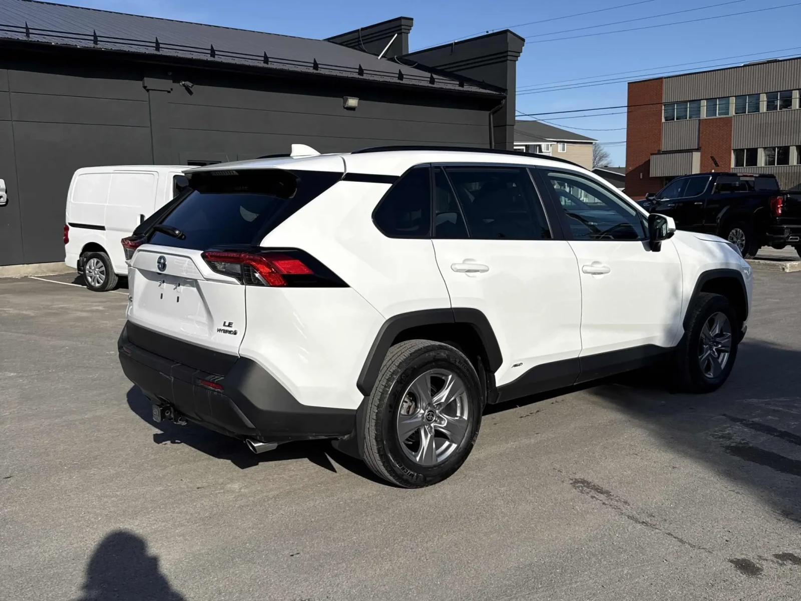 Toyota Rav4 Hybrid LE AWD * * CARFAX * * АВТО КРЕДИТ * * , снимка 4 - Автомобили и джипове - 54004615