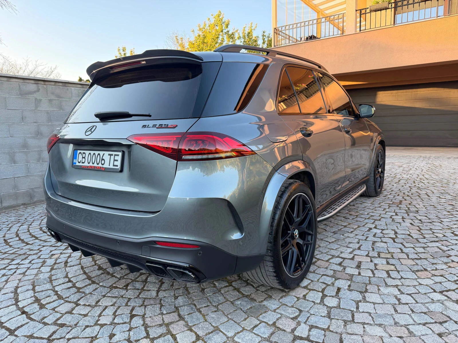 Mercedes-Benz GLE 63 S AMG AMG, снимка 6 - Автомобили и джипове - 54056074