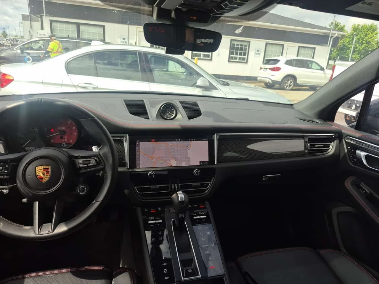 Porsche Macan GTS | CARFAX | БЕЗ ПЪРВОНАЧАЛНА ВНОСКА, снимка 9 - Автомобили и джипове - 54963559