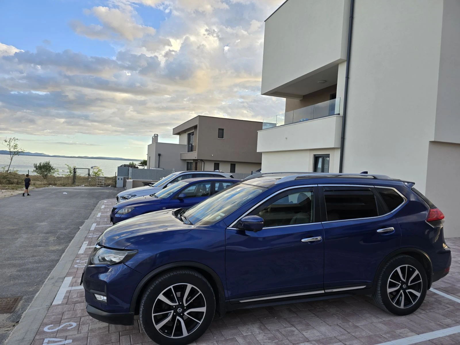 Nissan X-trail Rogue SL AWD 2.5 170 �. �.| 4x4| ����| ��������| 3 | Mobile.bg � ����������� 2