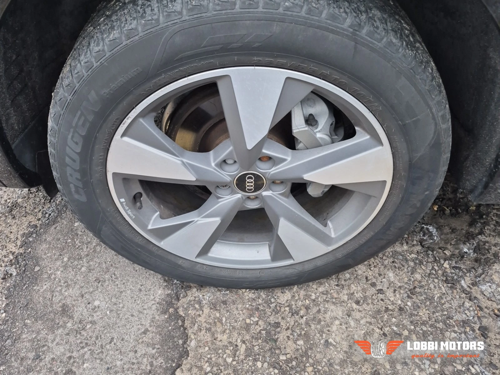 Audi Q5, снимка 6 - Автомобили и джипове - 56069605