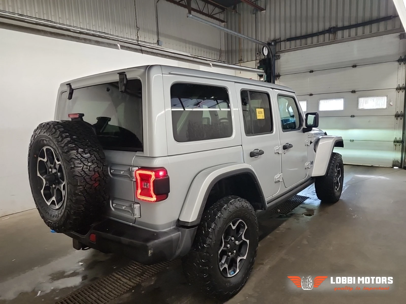 Jeep Wrangler, снимка 3 - Автомобили и джипове - 56199207