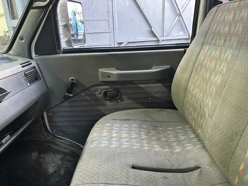 Iveco Daily, снимка 12 - Бусове и автобуси - 49419987