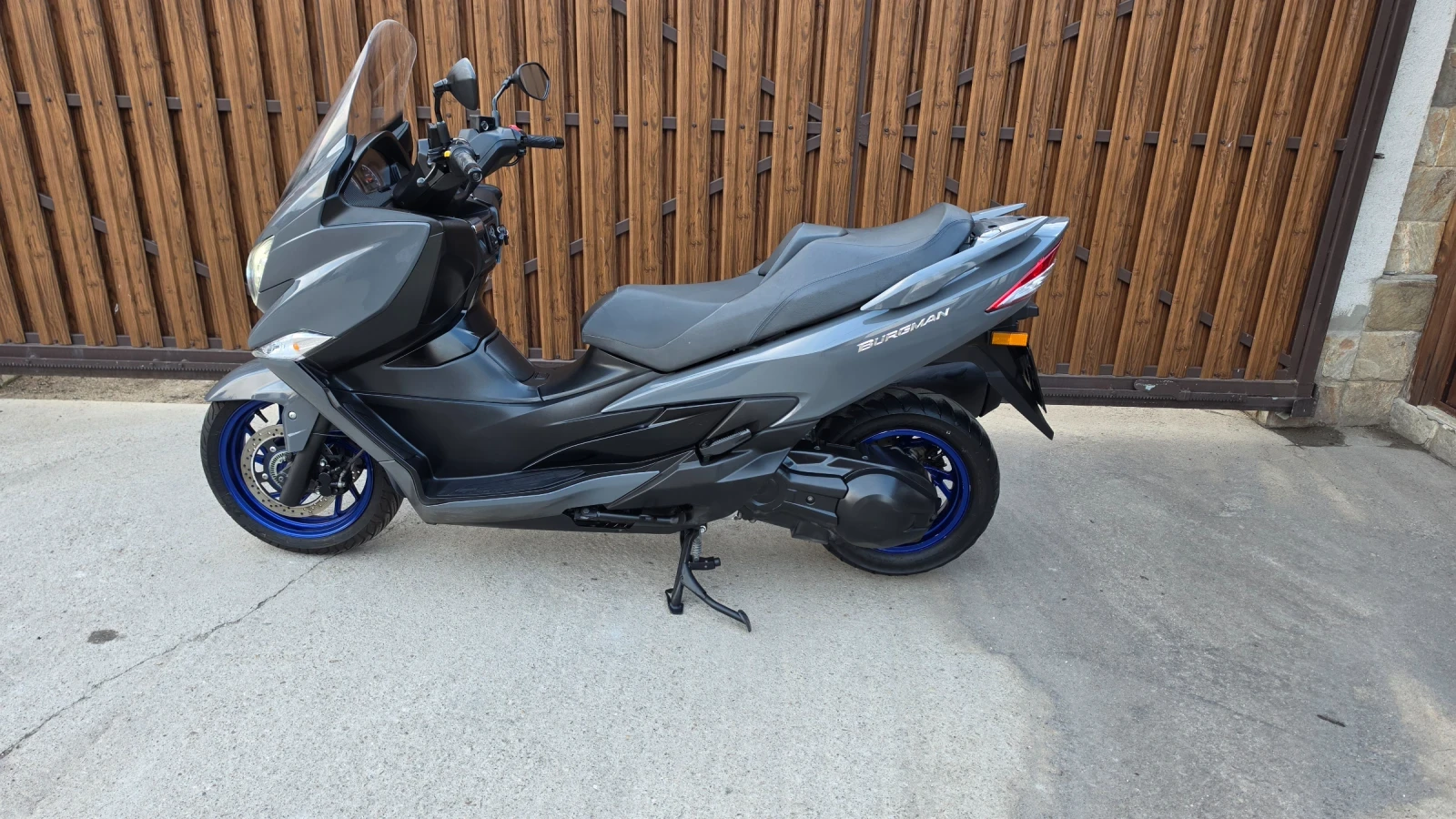 Suzuki Burgman 400i abs tcs TOP
