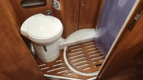 Кемпер Carthago Chic c-line II, снимка 12