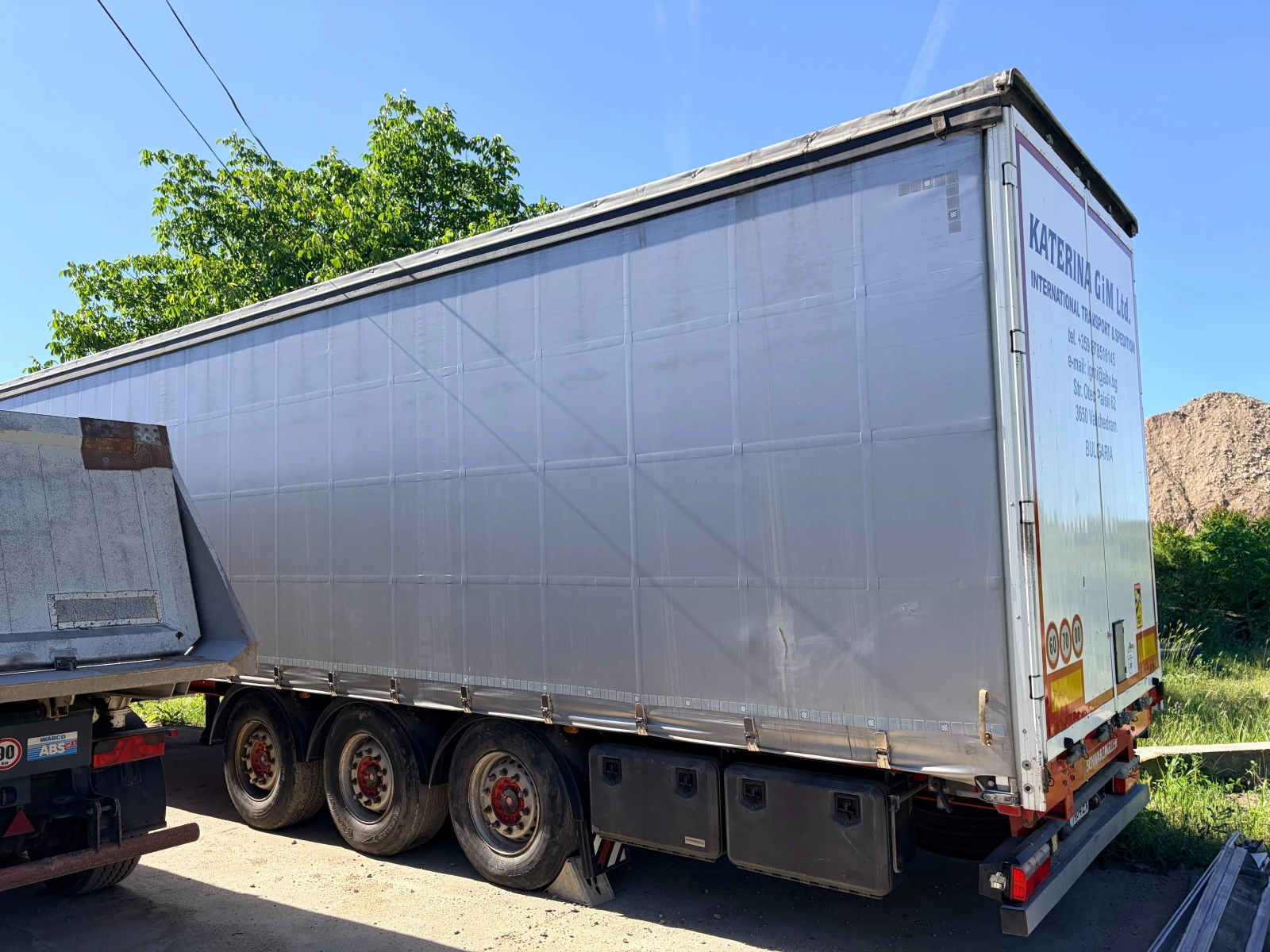 Полуремарке Schwarzmuller J SERIE, снимка 4 - Ремаркета - 54711159