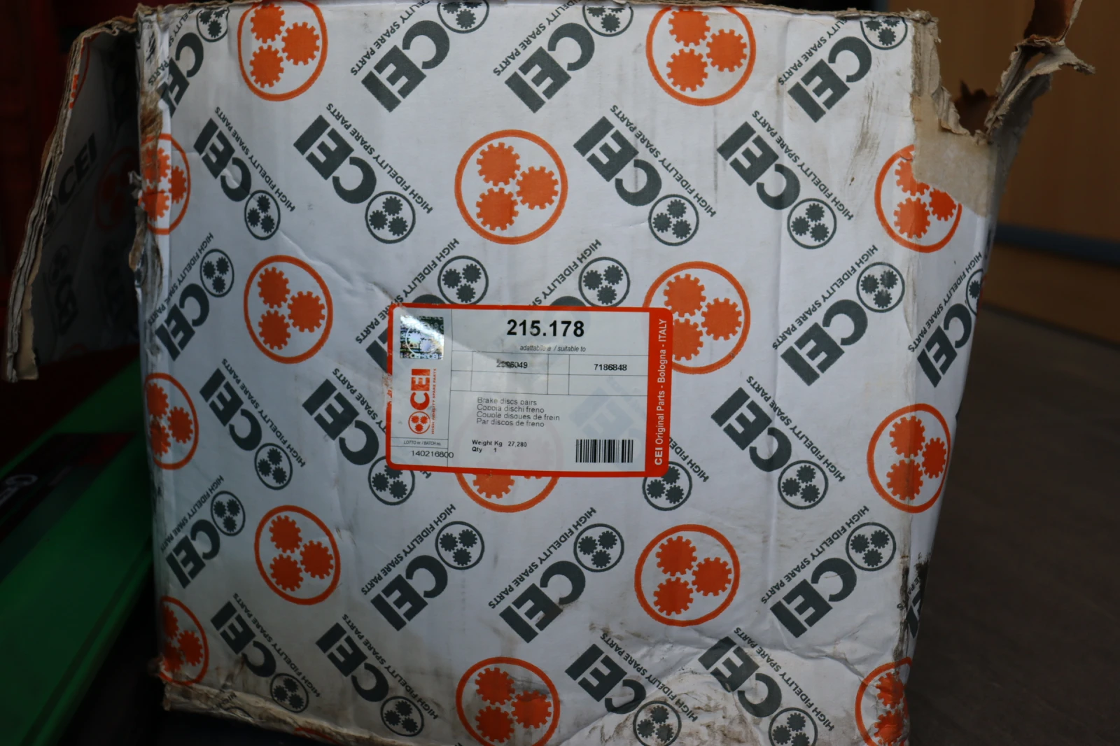     215178  7186848 140216800 | Mobile.bg   2