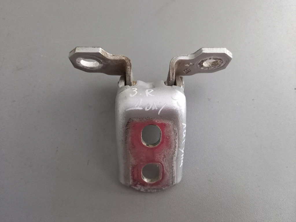 Панта врата задна дясна долна Рено Лагуна (1)