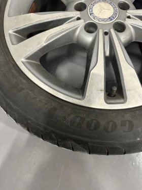 Гуми с джанти Goodyear 245/45R17, снимка 2 - Гуми и джанти - 53058036