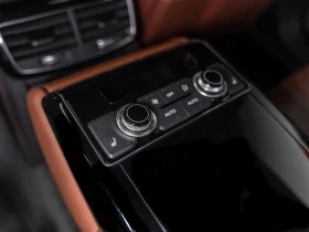 Audi S8 PLUS* CARBON* CERAMIC* DESIGN SEL* 3D B&O* КРАЙНА , снимка 15