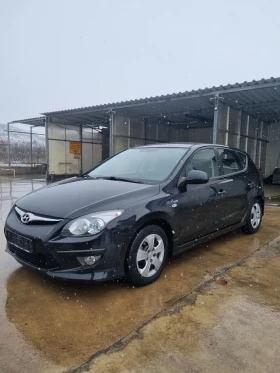 Hyundai I30 1.4i 109к.с Blue Drive Фейс, снимка 2