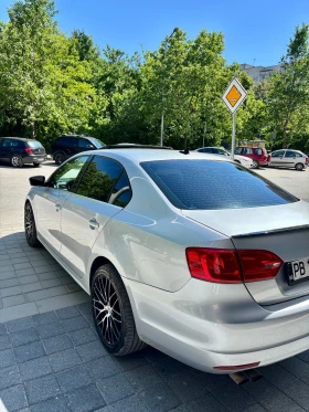 VW Jetta 2.0 TDI (140 hp) | Mobile.bg    5