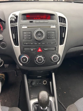 Kia Ceed 1.4i EURO 5 - 5200 лв. / 2658.72 € - 24246643 11