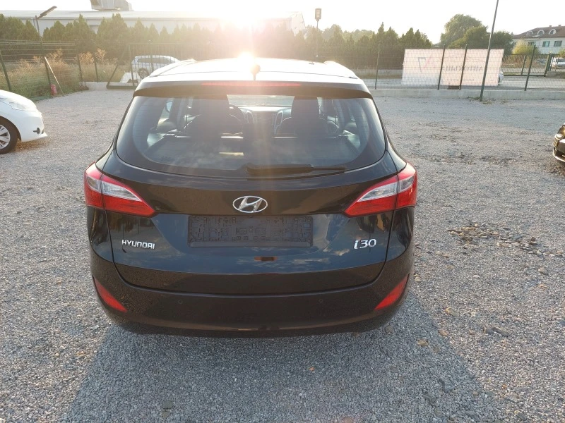 Hyundai I30 1.4 CRDI, снимка 6 - Автомобили и джипове - 42204872