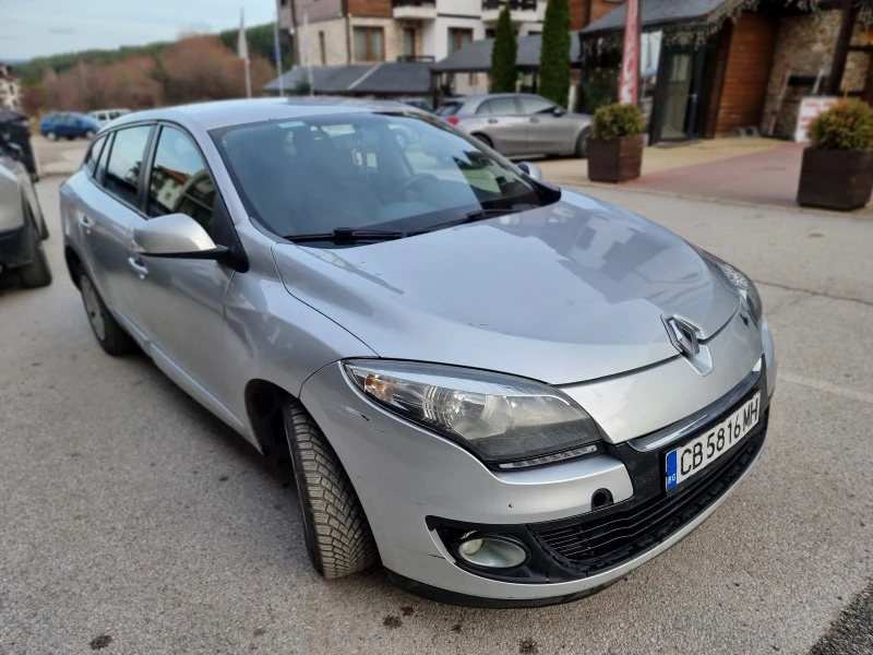 Renault Megane, снимка 8 - Автомобили и джипове - 46885575