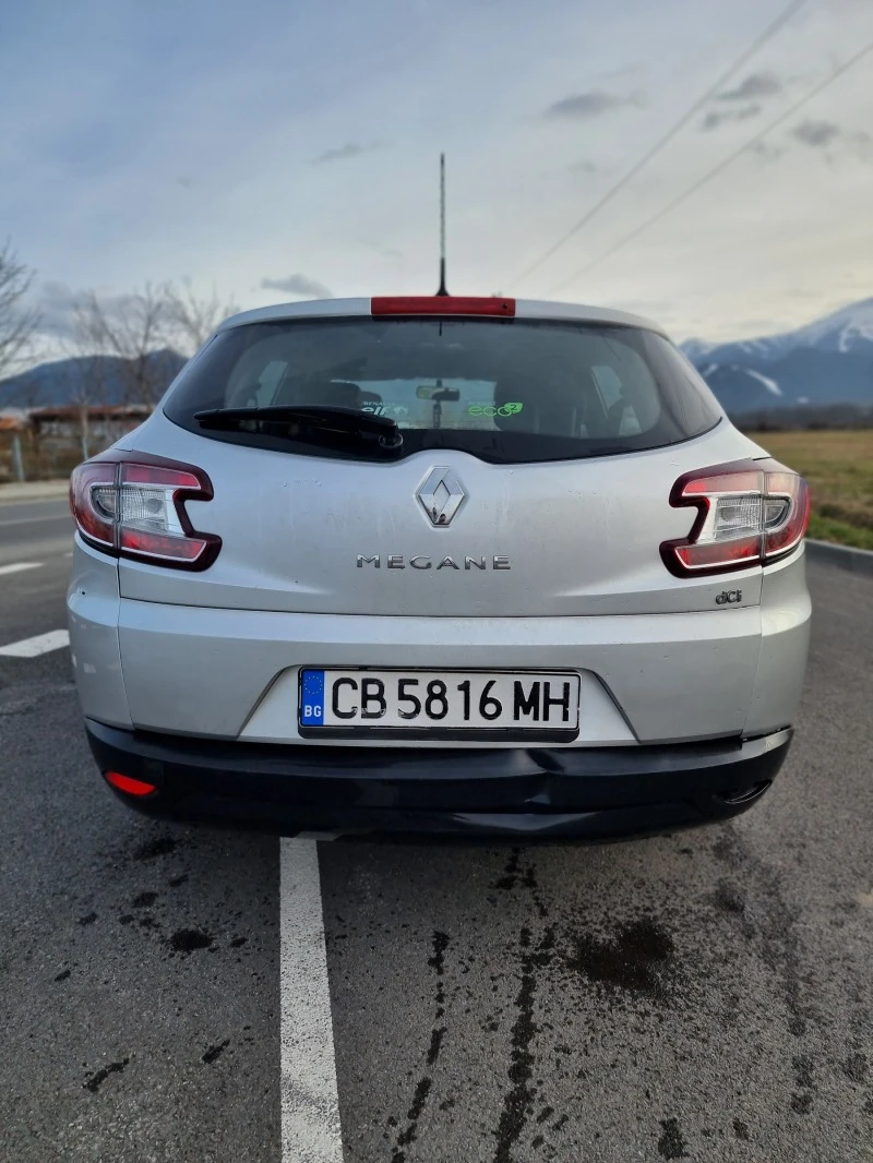 Renault Megane, снимка 9 - Автомобили и джипове - 49126527