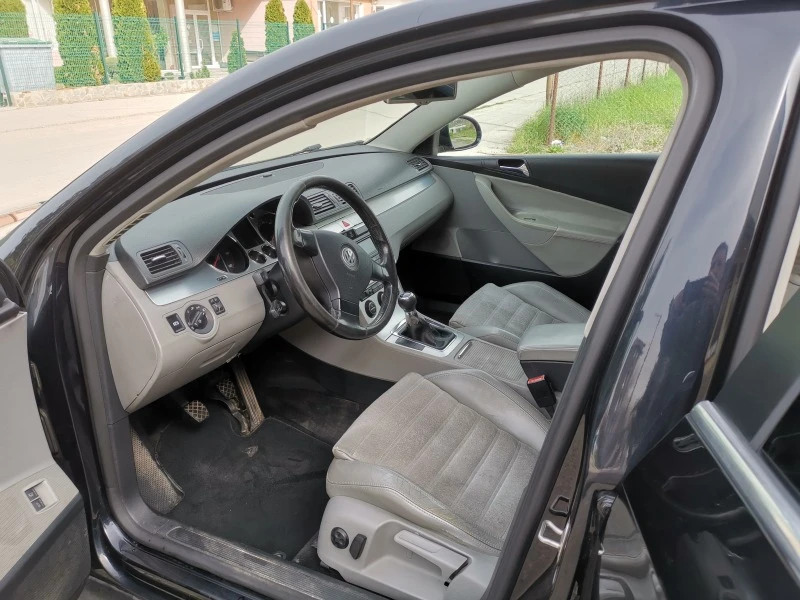 VW Passat B6, снимка 10 - Автомобили и джипове - 47425635