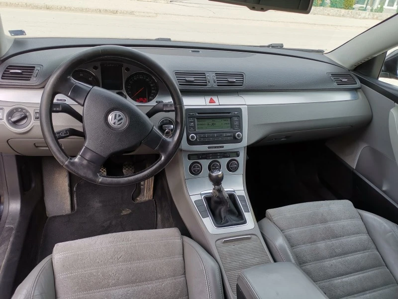 VW Passat B6, снимка 4 - Автомобили и джипове - 47004707