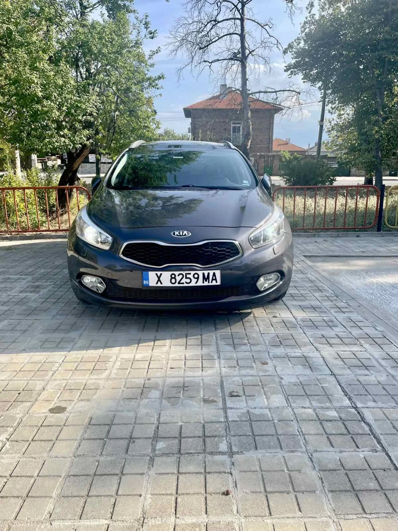 Kia Ceed 1.6 128кс, снимка 1 - Автомобили и джипове - 47125491