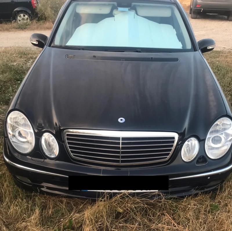 Mercedes-Benz E 270, снимка 5 - Автомобили и джипове - 48091140