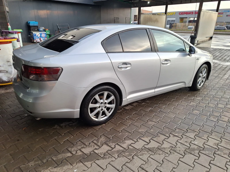 Toyota Avensis, снимка 3 - Автомобили и джипове - 48244679