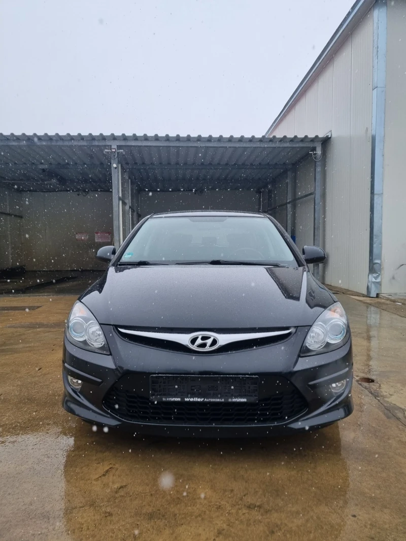 Hyundai I30 1.4i 109к.с Blue Drive Фейс, снимка 3 - Автомобили и джипове - 48689644