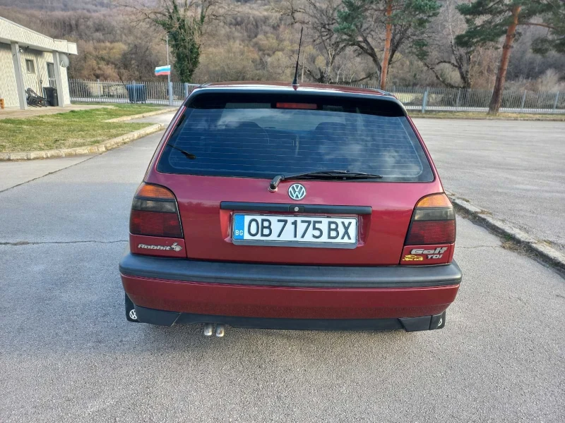 VW Golf 1.9 tdi 90к.с, снимка 5 - Автомобили и джипове - 52661160