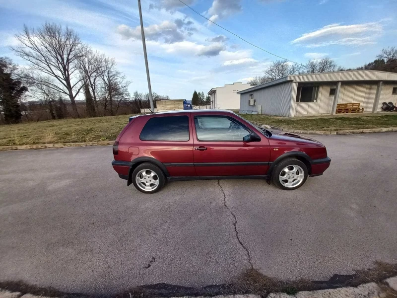 VW Golf 1.9 tdi 90к.с, снимка 2 - Автомобили и джипове - 52661160