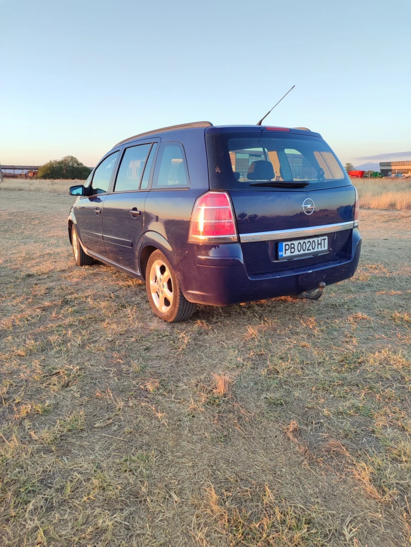 Opel Zafira, снимка 5 - Автомобили и джипове - 51789518