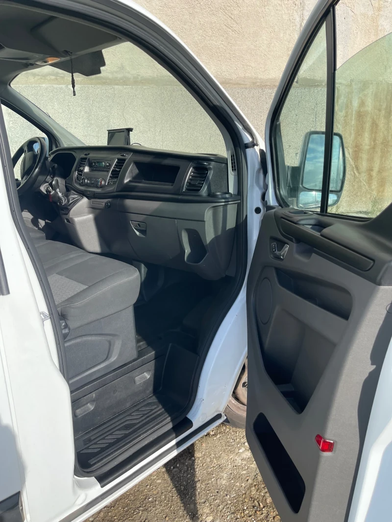 Ford Transit Custom, снимка 9 - Автомобили и джипове - 51870540