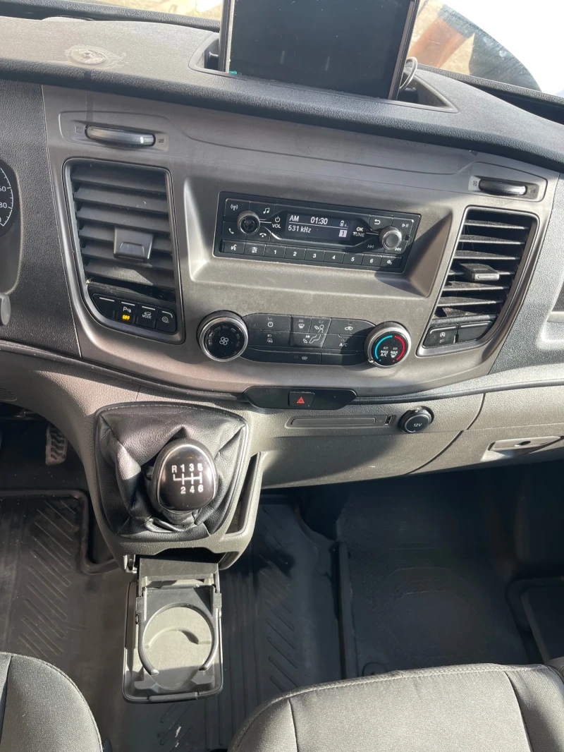 Ford Transit Custom, снимка 17 - Автомобили и джипове - 51870540