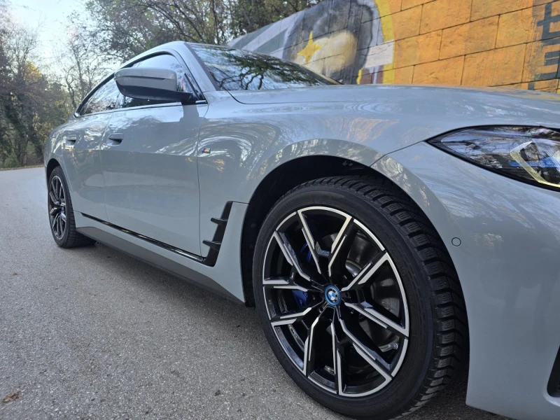 BMW i4 eDrive 40 Gran Coupe / Brooklyn Gray, снимка 12 - Автомобили и джипове - 52419970