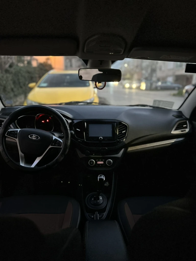Lada Vesta 1.6, снимка 10 - Автомобили и джипове - 52775747