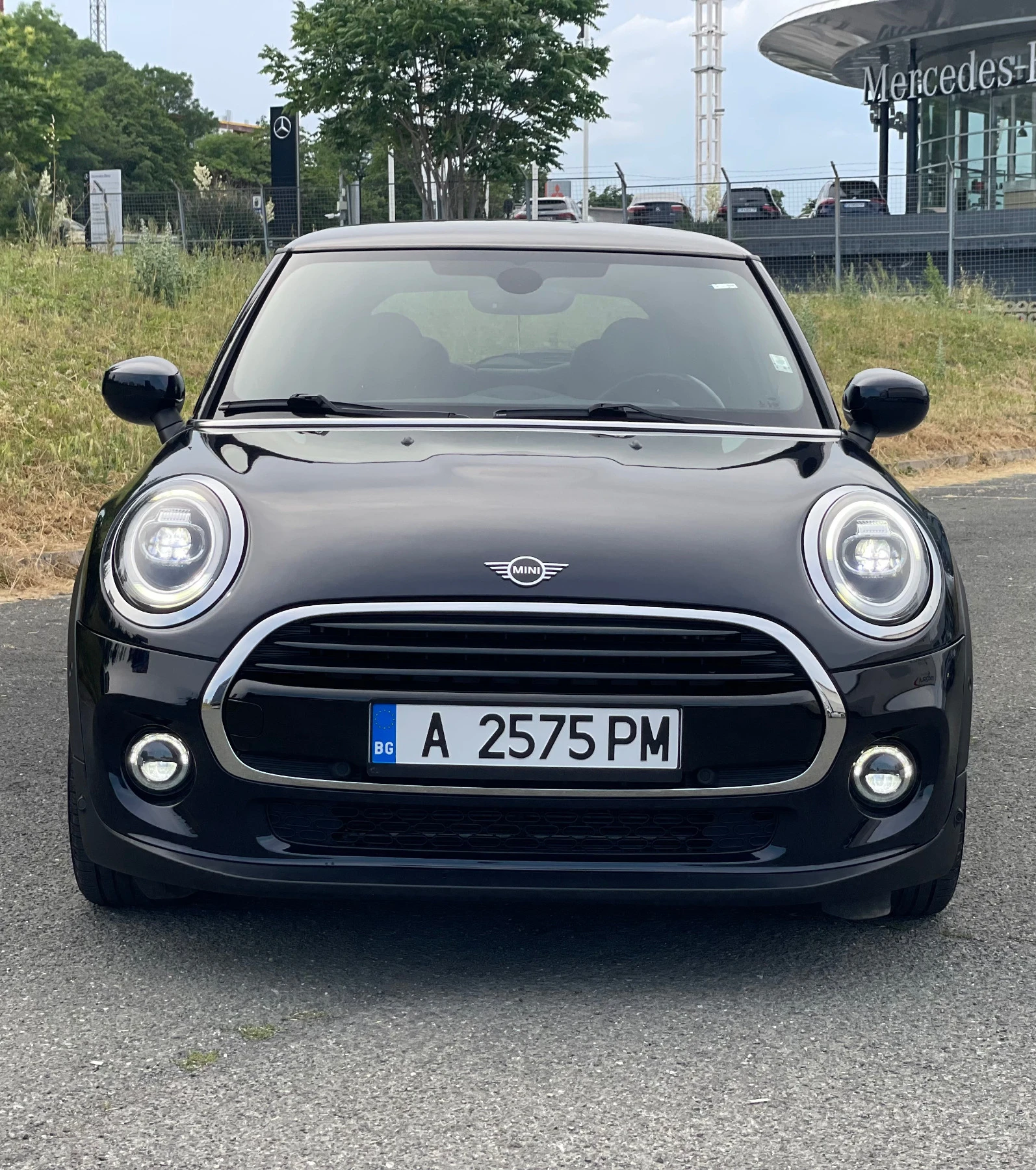 Mini Cooper Mini Cooper One 2019 Автоматик 56, 000 км - изображение 2