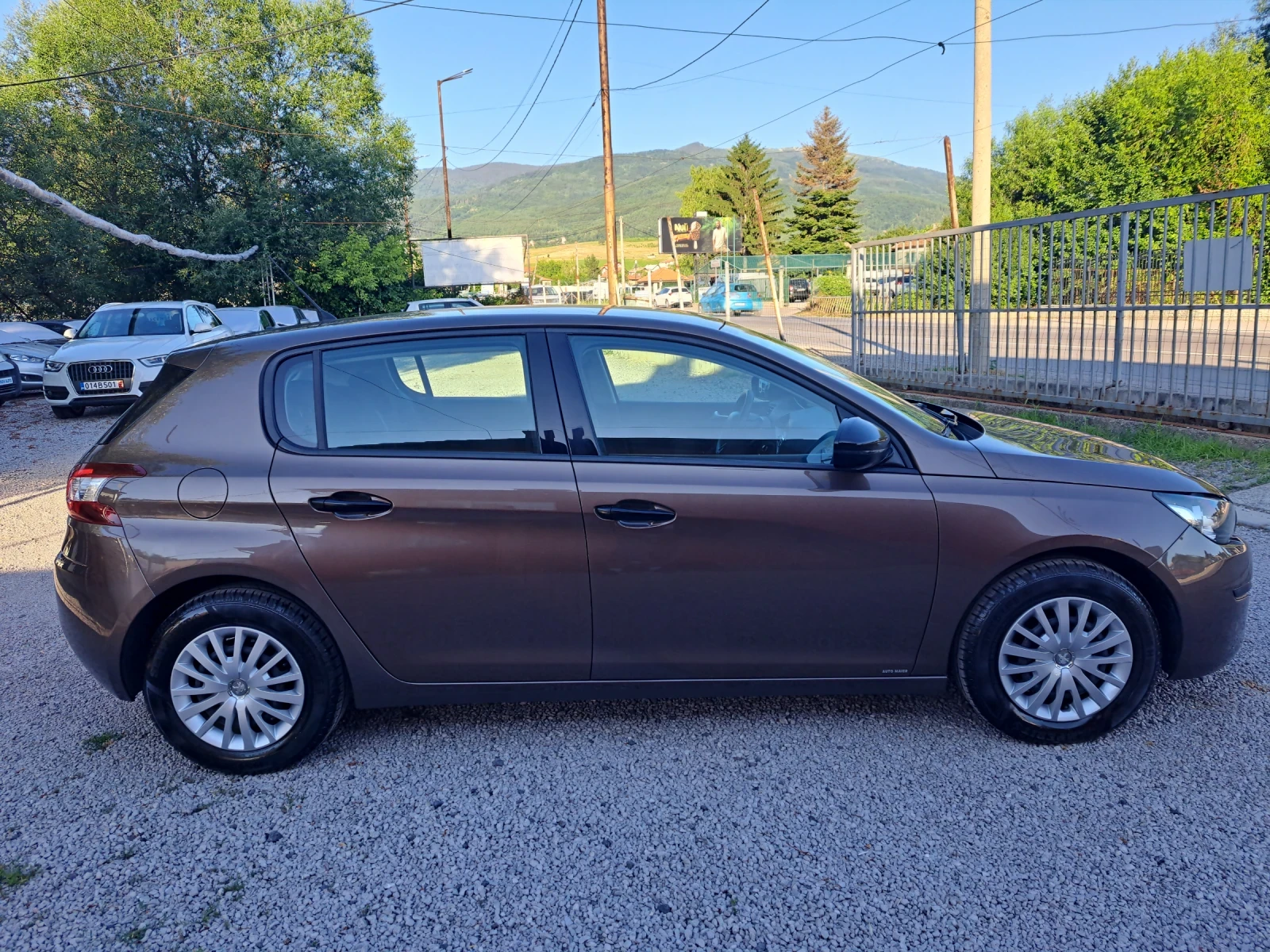 Peugeot 308 1.2i - 108 144km EURO 6 - изображение 8