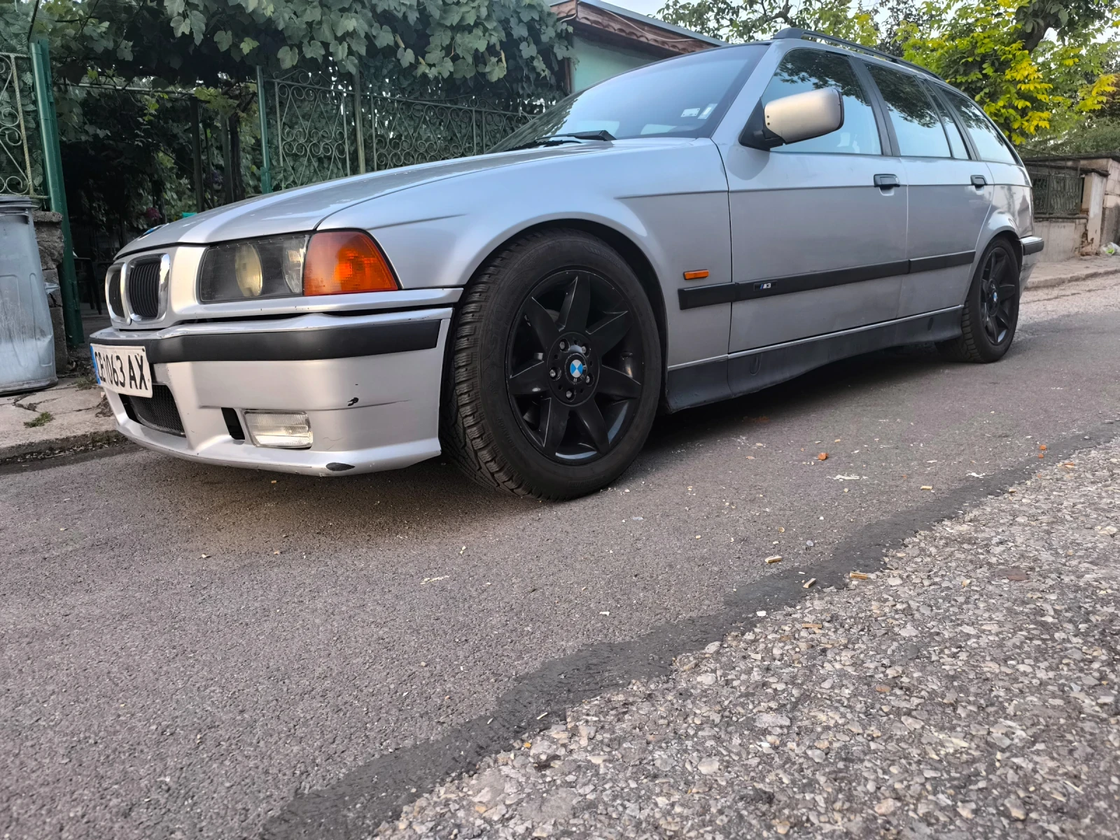 BMW 320 Lpg, M елементи - изображение 4