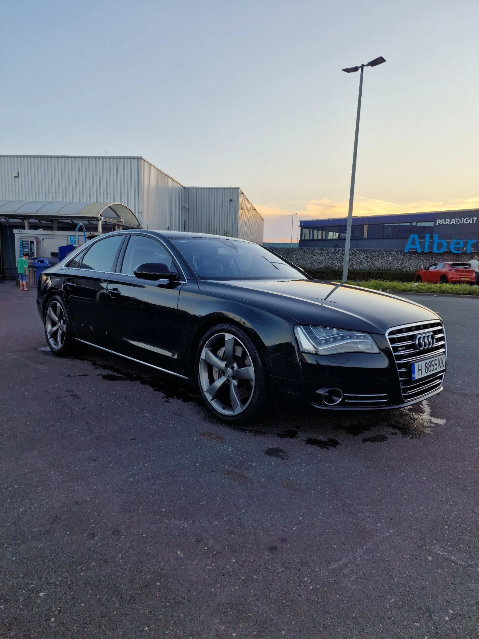 Audi A8 D4 4.2 TDI V8 - изображение 2