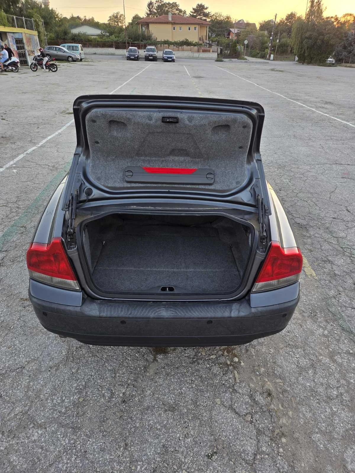 Volvo S60 2.4, D5 - изображение 5