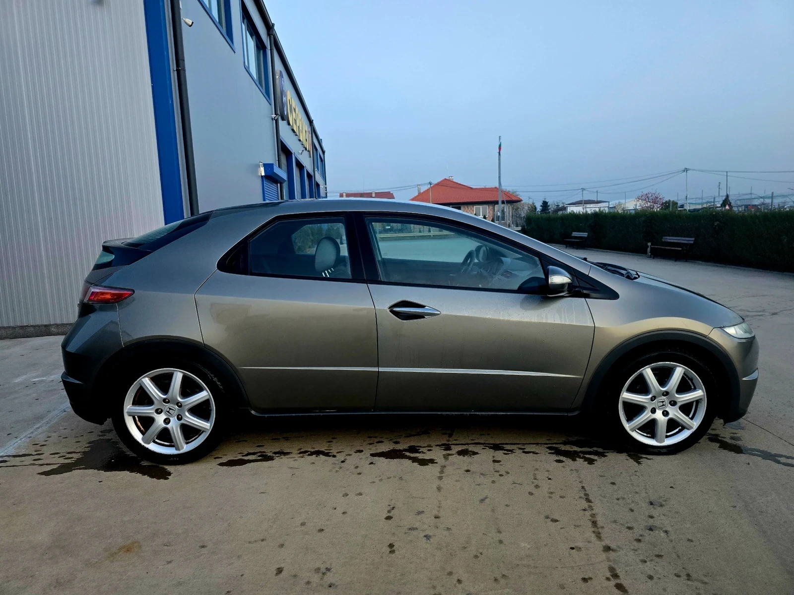 Honda Civic 1.8 V-TEC ГАЗ  - изображение 8