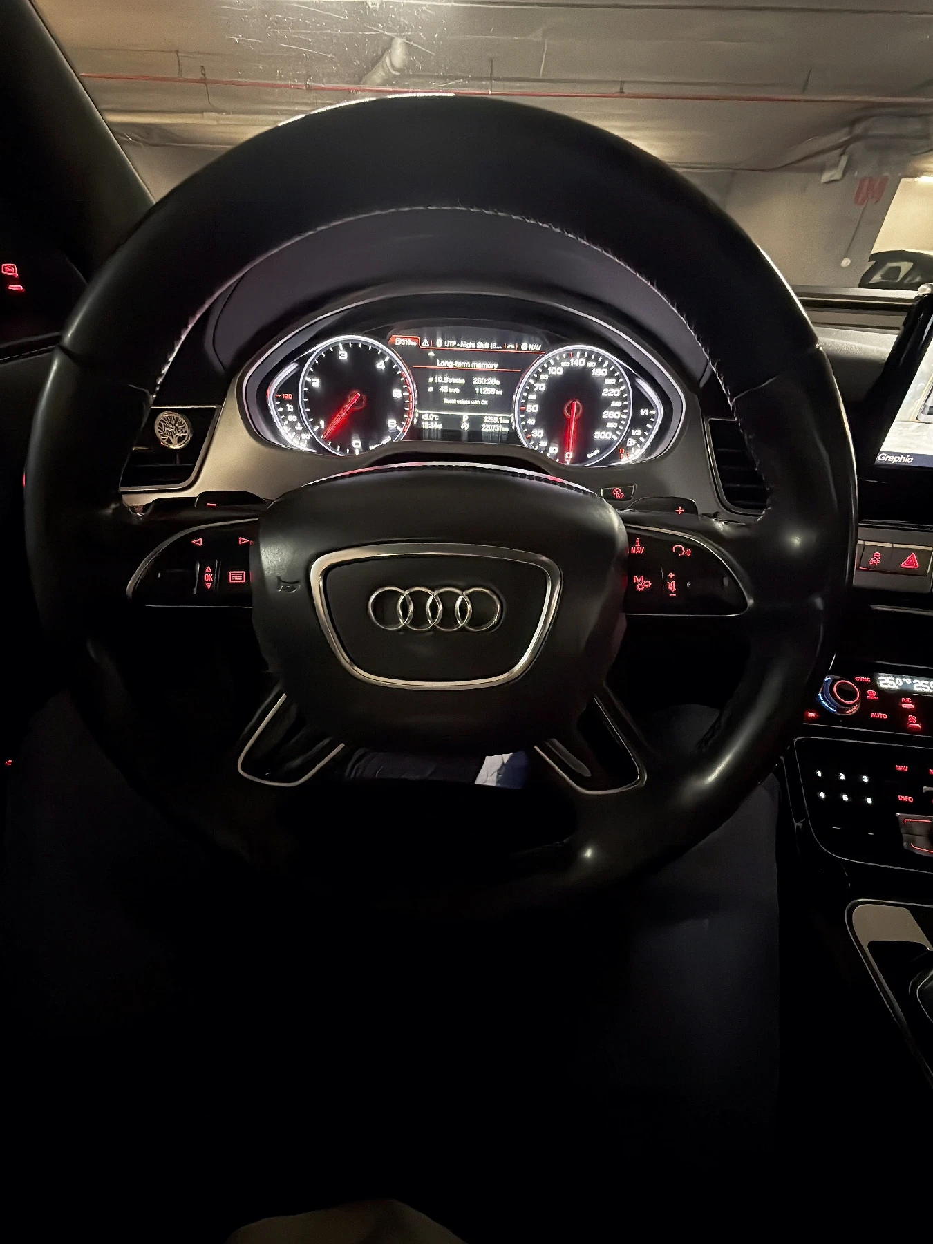 Audi A8 4.2  - изображение 8