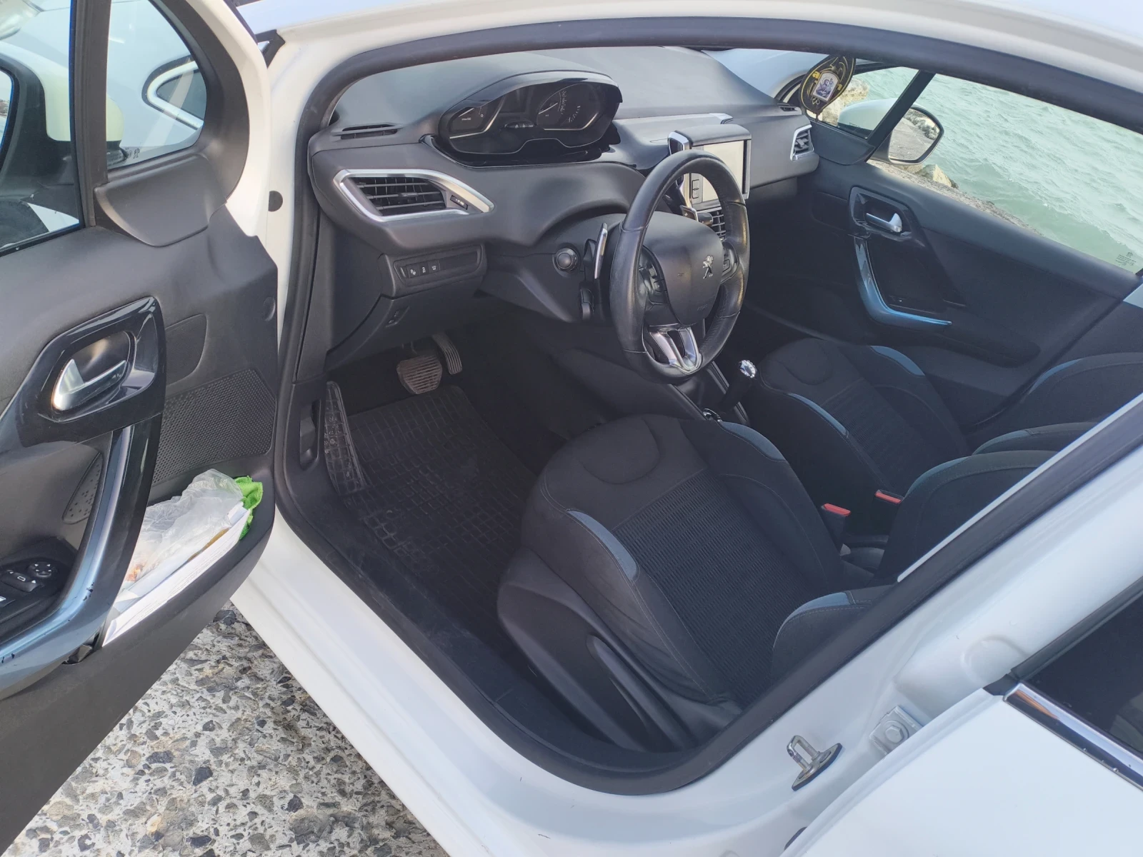 Peugeot 208 1.6 HDI | Mobile.bg � ����������� 7