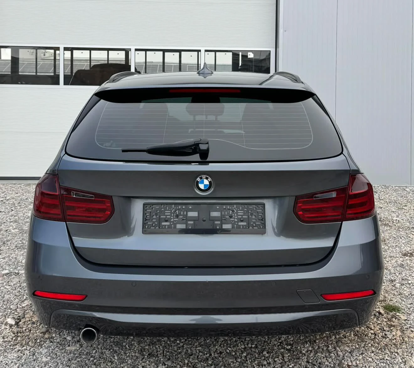 BMW 320  - изображение 6