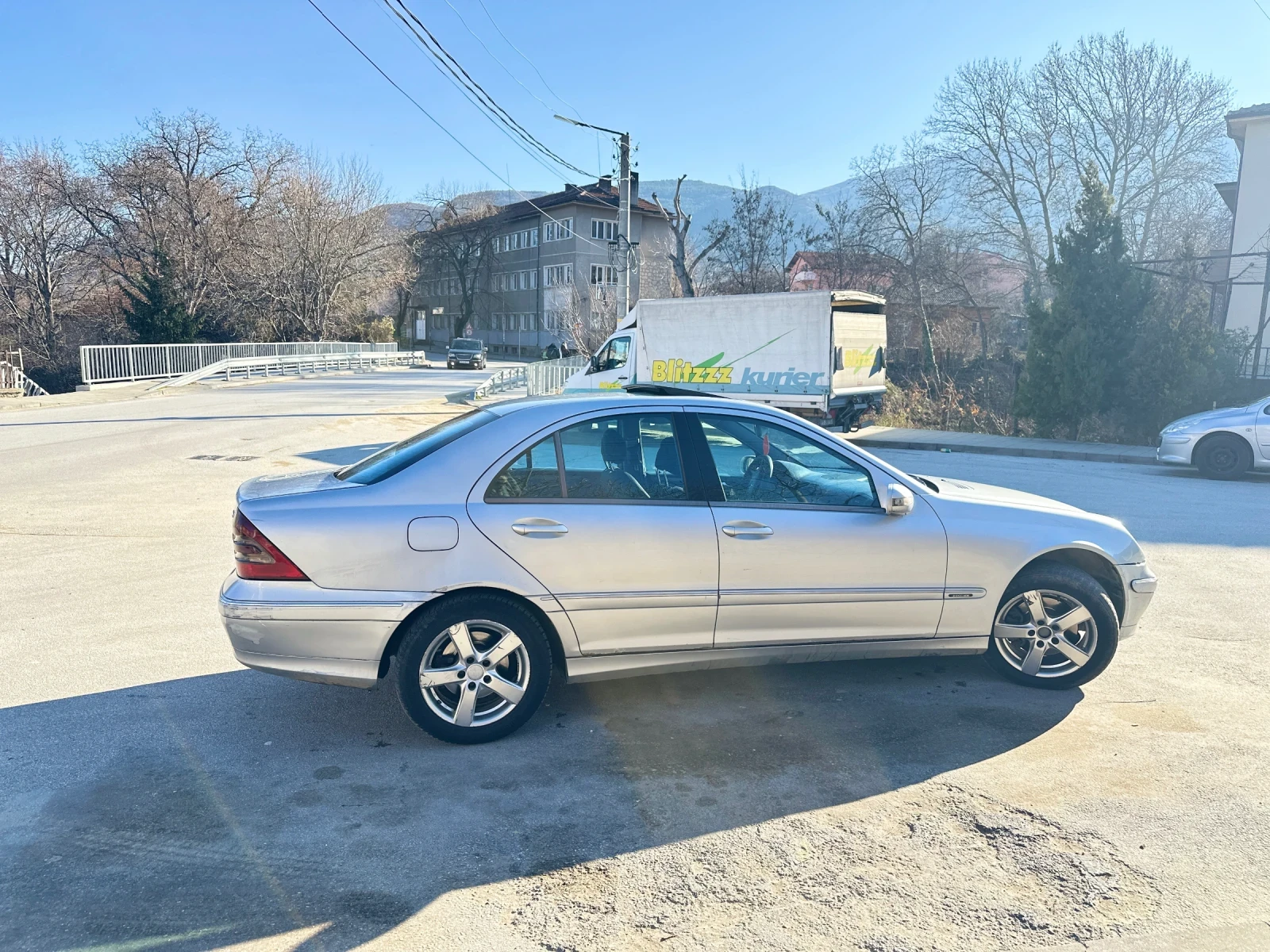 Mercedes-Benz C 270 CDI - изображение 4