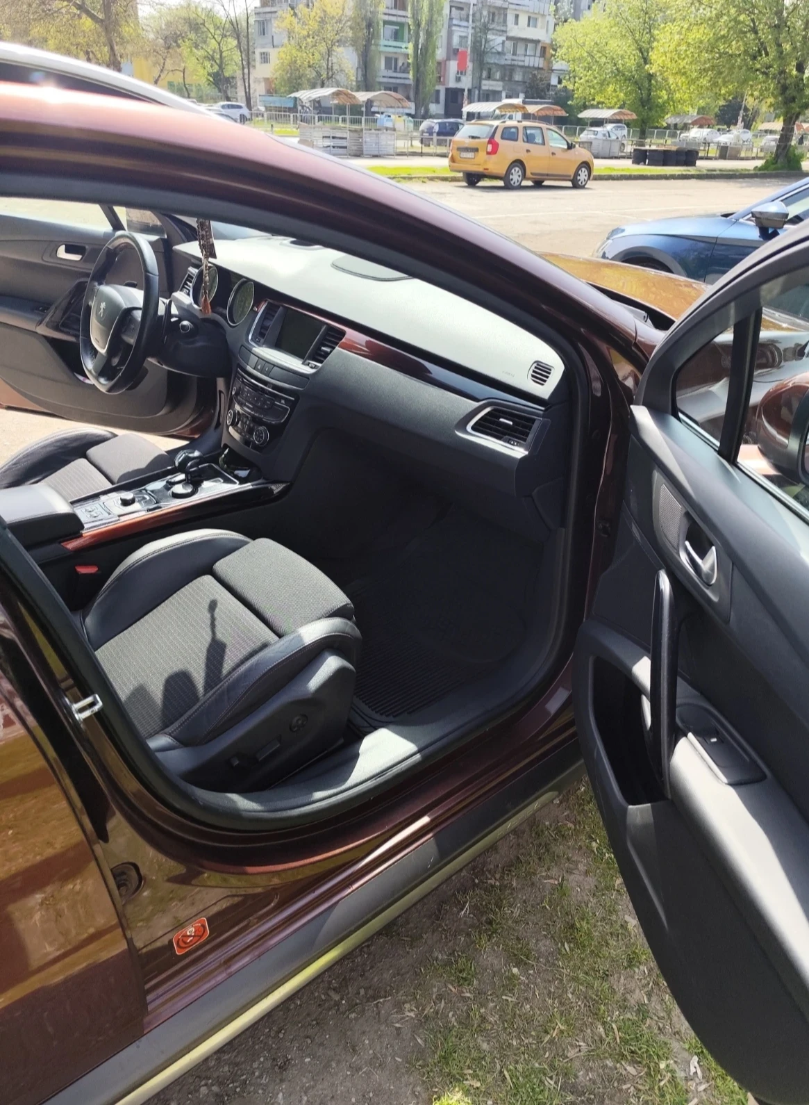 Peugeot 508 RXH Diesel hybrid 4x4 , снимка 15 - Автомобили и джипове - 54335167