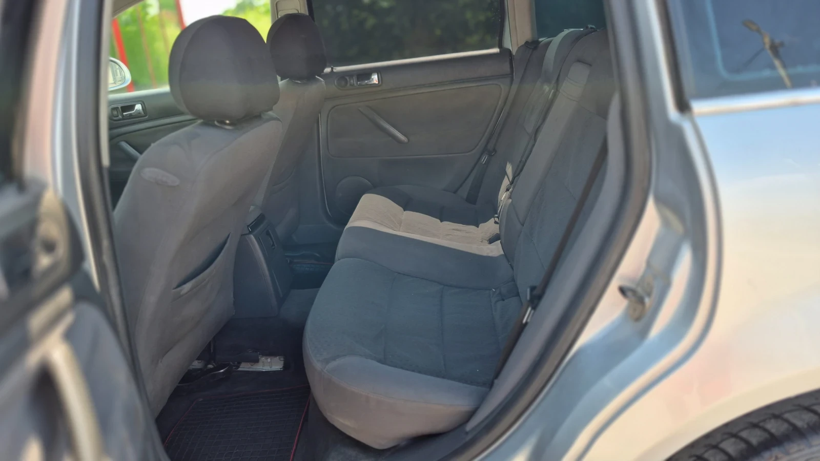 VW Passat 1.9 Tdi/101* * , снимка 13 - Автомобили и джипове - 54804792