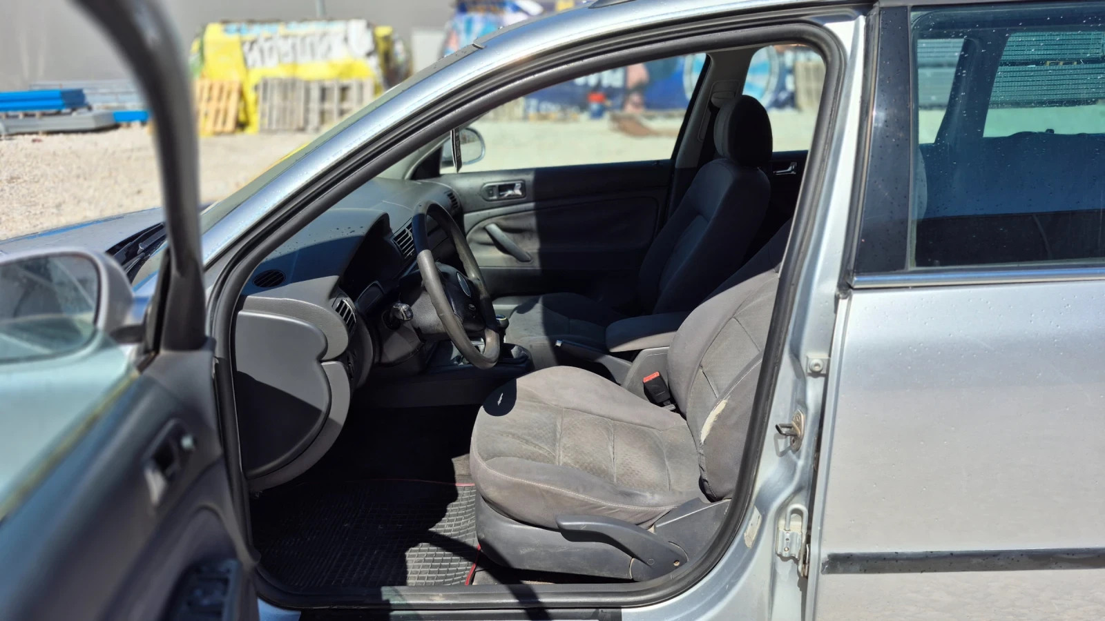VW Passat 1.9 Tdi/101* * , снимка 9 - Автомобили и джипове - 54718277