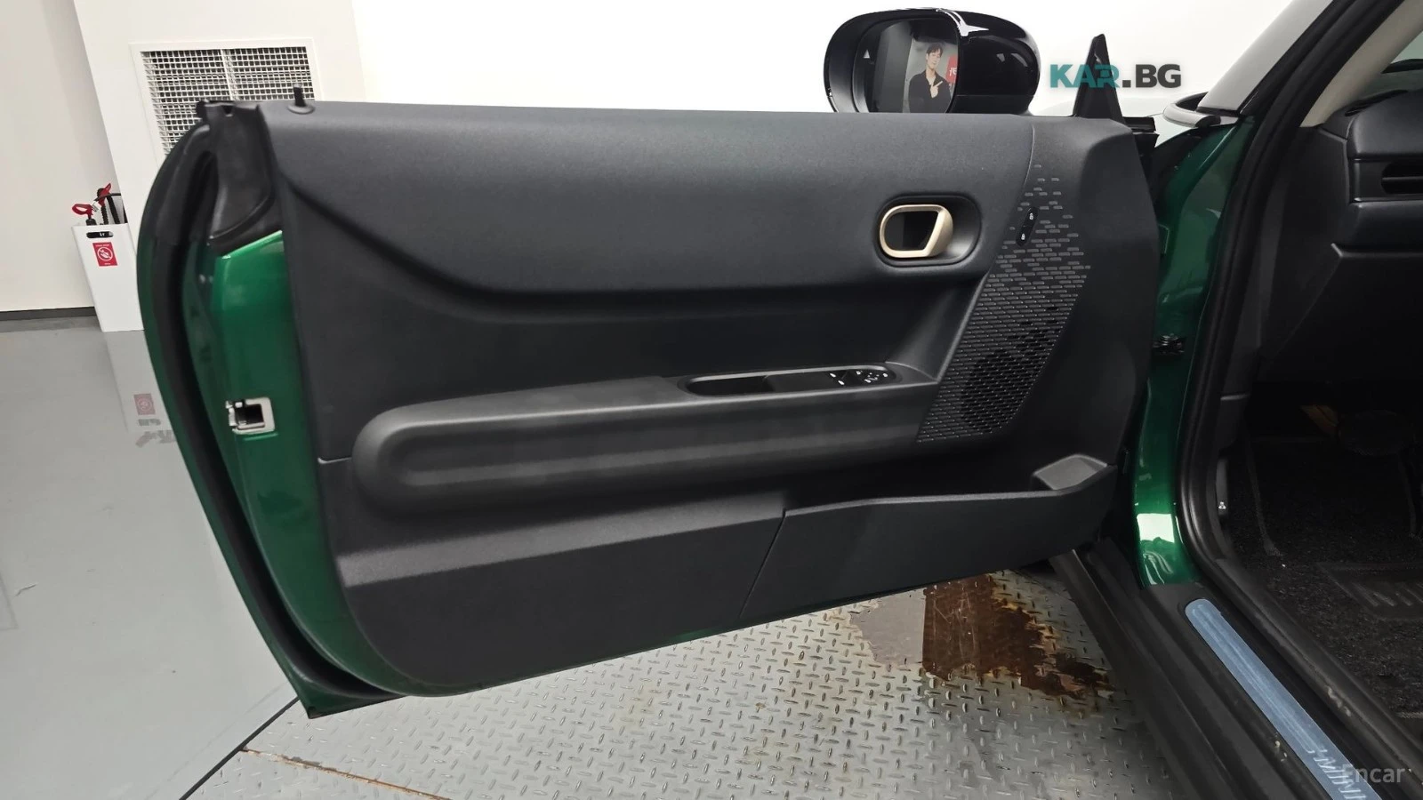 Mini Cooper * C* * KEYLESS* Camera* 360* , снимка 17 - Автомобили и джипове - 55036288